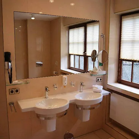 Hotel Hotel-gasthof Zum Suessen Grund 3*